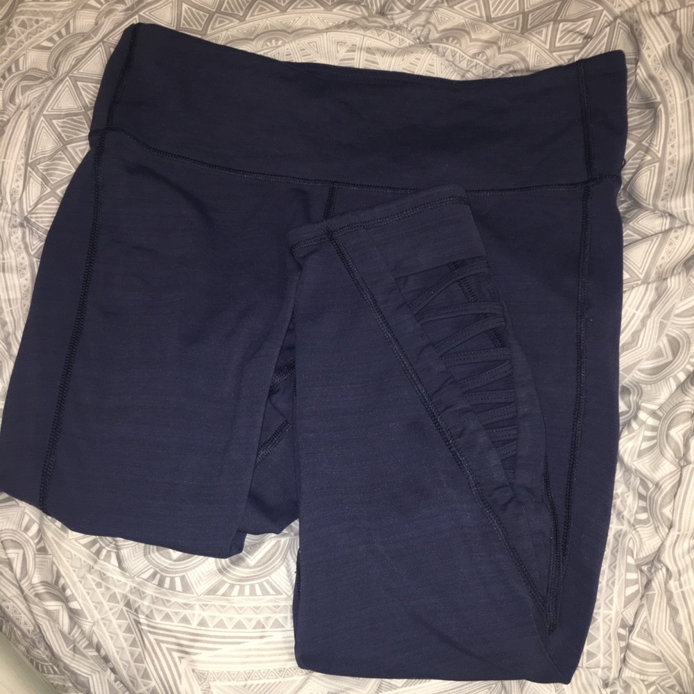 Athleta capris. Size Medium. Blue